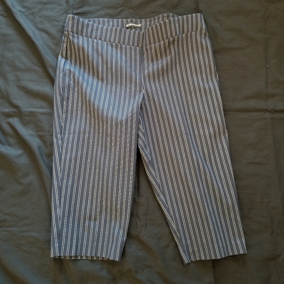 SABRINAS XL STRIPPED CAPRIS - Picture 1 of 4